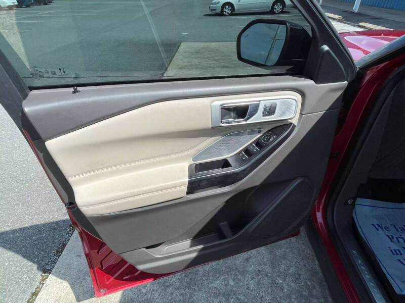 2020 Ford Explorer Platinum