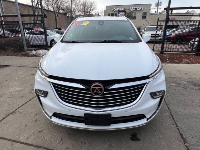 2023 Buick Enclave Essence