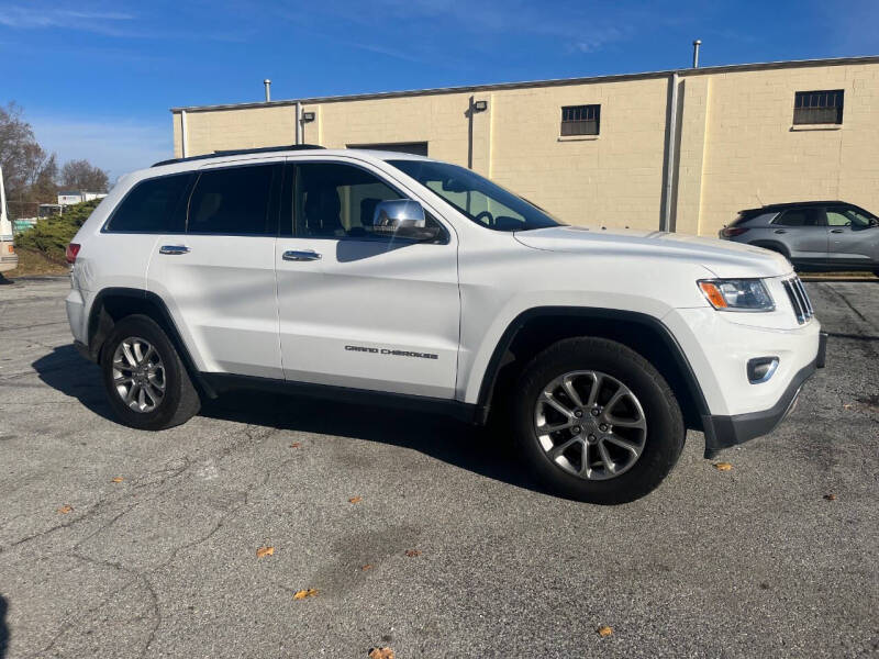 Used 2015 Jeep Grand Cherokee Limited with VIN 1C4RJFBG0FC831491 for sale in New Castle, DE