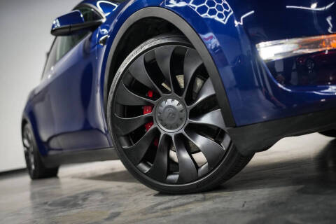 2024 Tesla Model Y Performance