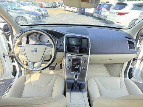 2016 Volvo XC60 T5 Drive-E Platinum
