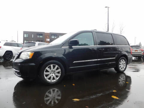 2016 Chrysler Town and Country Touring