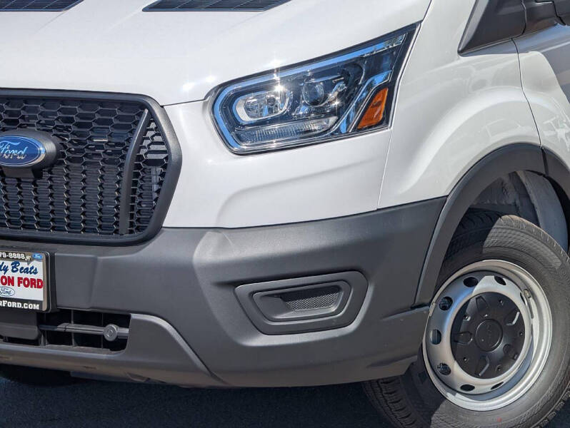 2025 Ford Transit