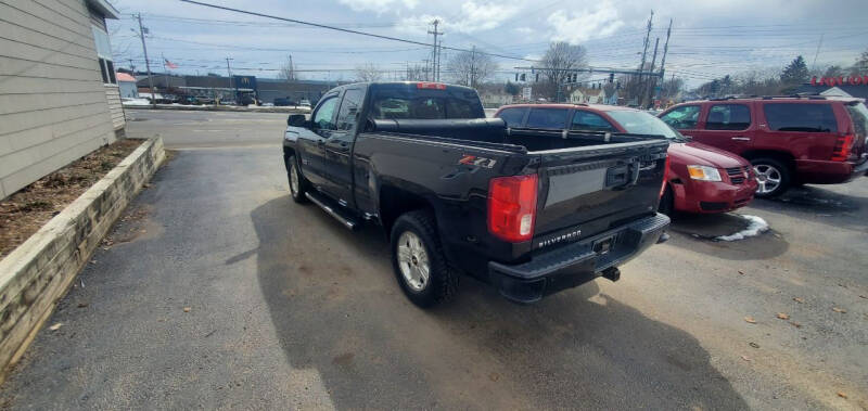 2018 Chevrolet Silverado 1500 LTZ photo 6