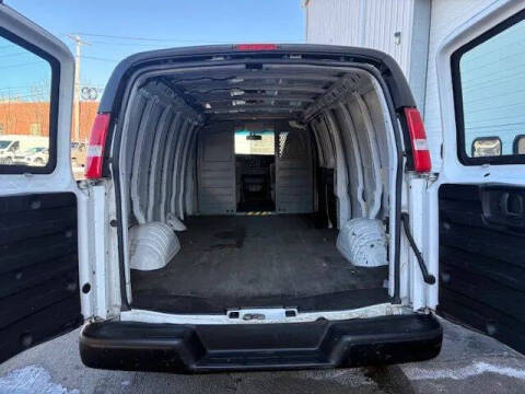 2021 Chevrolet Express 2500
