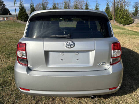2012 Scion xD