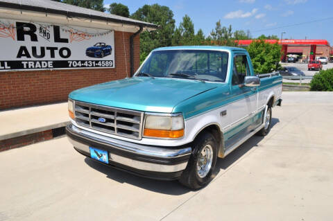 1995 Ford F-150 for sale at R & L Autos in Salisbury NC