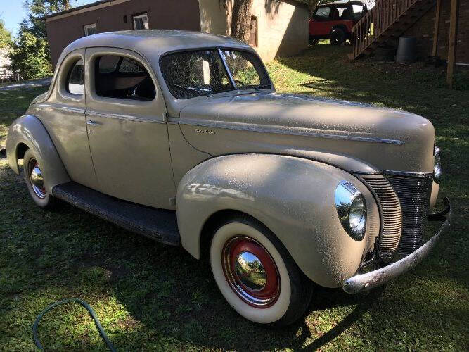 1940 Ford Deluxe