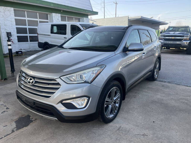 2015 Hyundai Santa Fe for sale at Auto Outlet Inc. in Houston TX