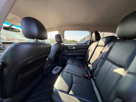 2014 Nissan Pathfinder SL