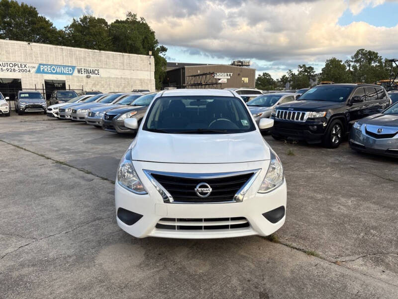 2019 Nissan Versa SV