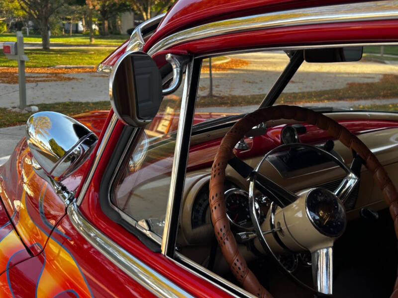 1949 Oldsmobile Futuramic 76