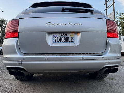 2004 Porsche Cayenne Turbo