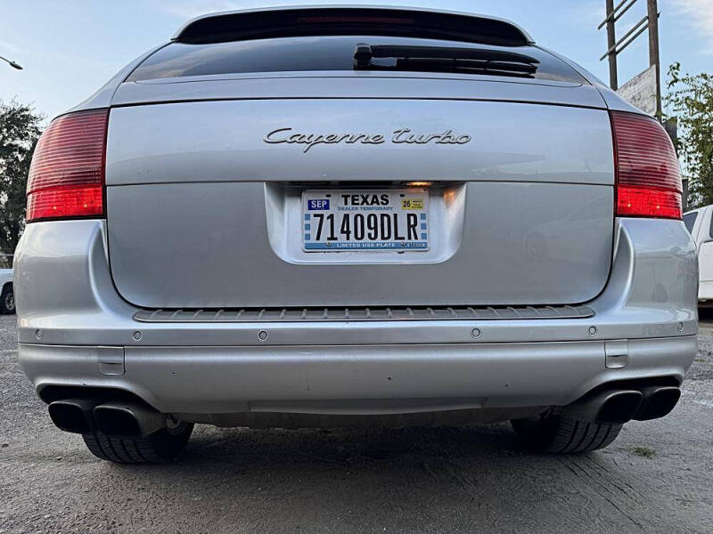 2004 Porsche Cayenne Turbo