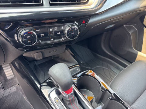 2024 Chevrolet Trax RS