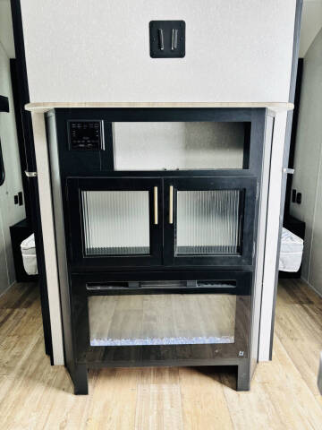 2021 Cherokee Grey Wolf Black Label 23DBHBL