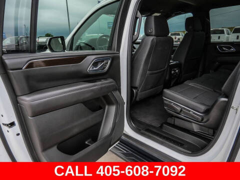 2023 GMC Yukon XL SLE