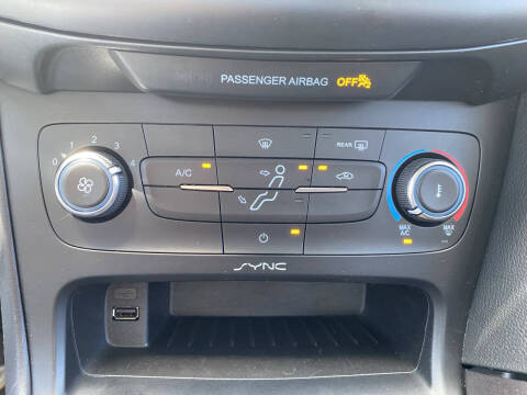 2017 Ford Focus SE