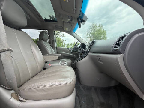 2011 Kia Sedona EX