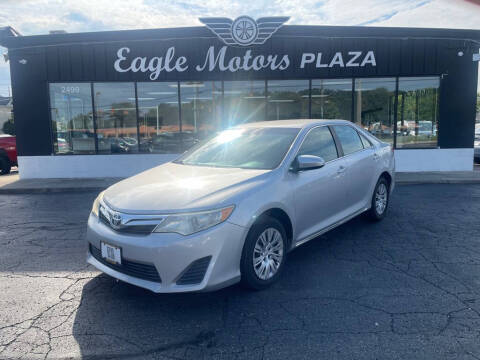 2013 Toyota Camry for sale at Eagle Motors Plaza in Hamilton OH