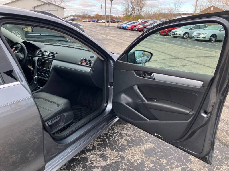 2012 Volkswagen Passat SE