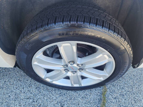 2017 GMC Acadia Denali