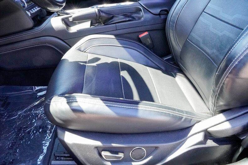 2019 Ford Mustang