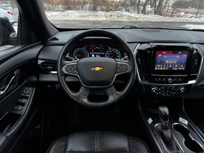 2022 Chevrolet Traverse RS