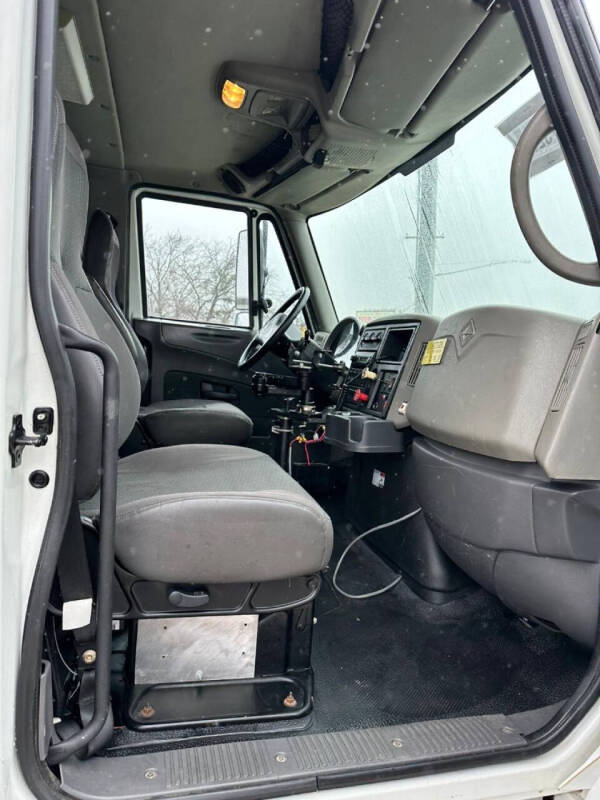 2009 International DuraStar 4400