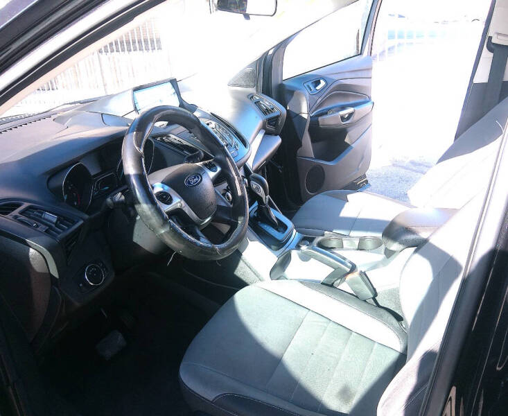 2015 Ford Escape SE