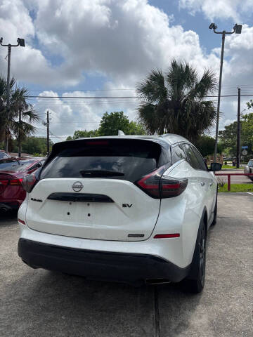 2023 Nissan Murano SV