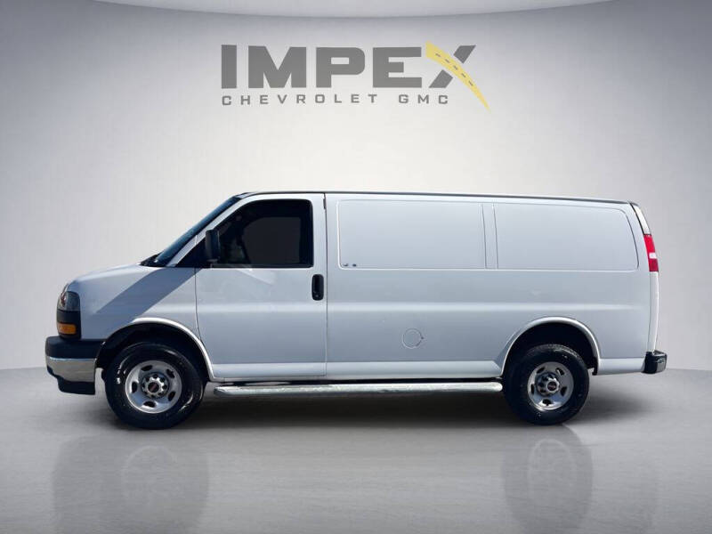 2023 GMC Savana 2500