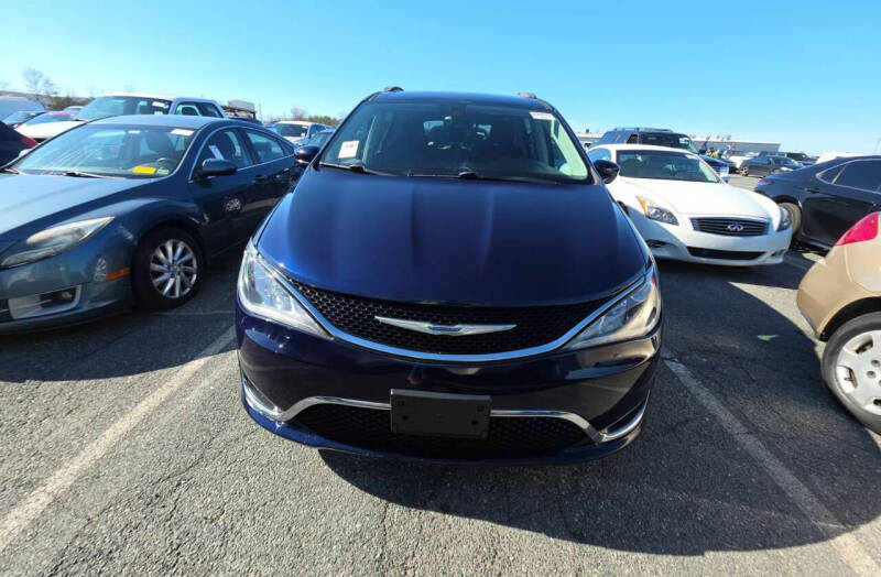2018 Chrysler Pacifica Touring L