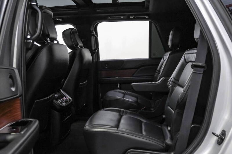 2018 Lincoln Navigator Select