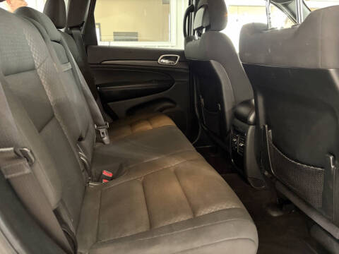 2018 Jeep Grand Cherokee Laredo