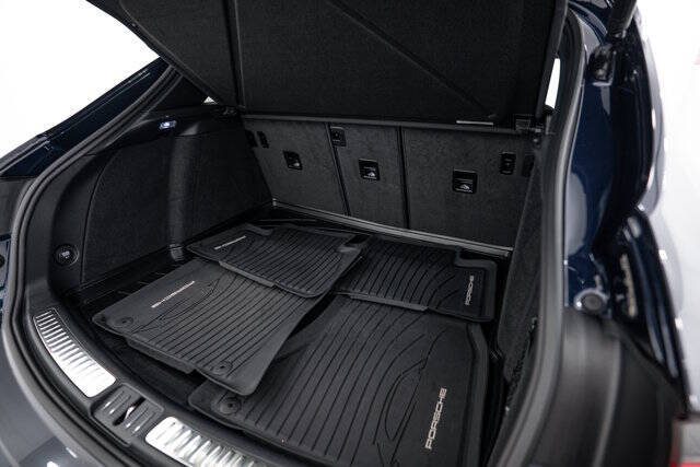 2021 Porsche Macan