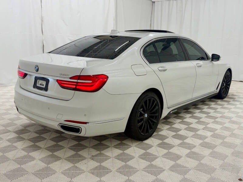 2018 BMW 7 Series 740i