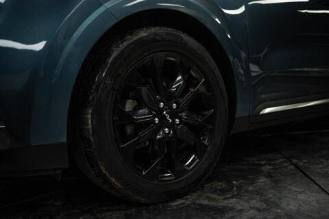 2023 Kia Carnival SX