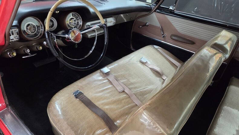 1957 Chrysler Windsor