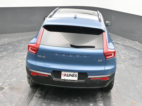 2024 Volvo XC40