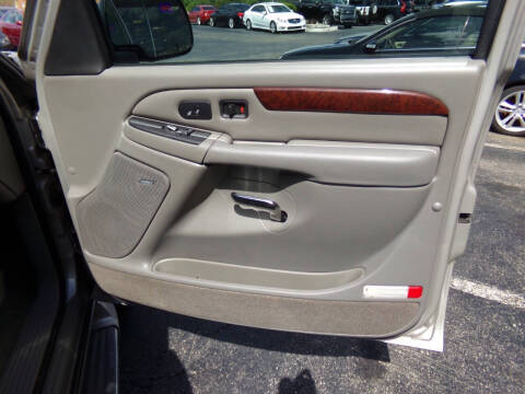 2005 Cadillac Escalade