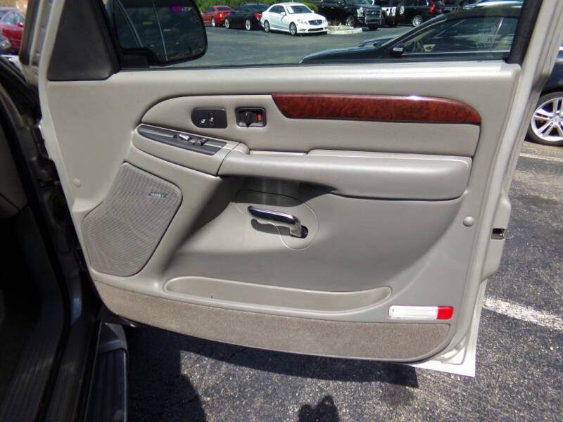 2005 Cadillac Escalade