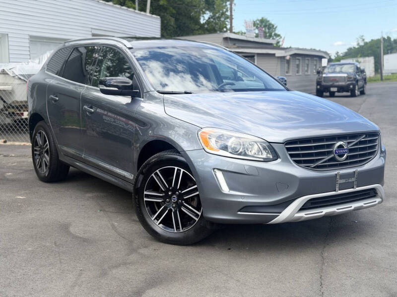 2017 Volvo XC60 T5 Dynamic