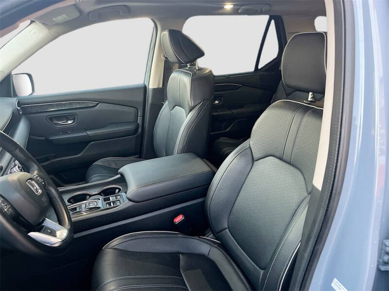 2023 Honda Pilot Elite