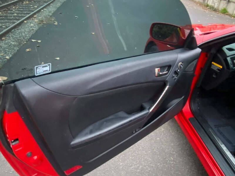 2013 Hyundai Genesis Coupe 2.0T