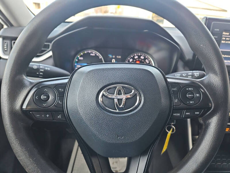 2019 Toyota RAV4 Hybrid LE