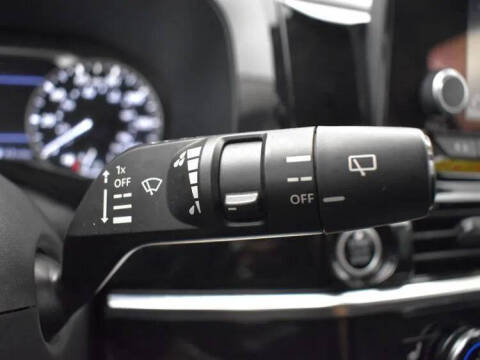 2023 Nissan Pathfinder SV