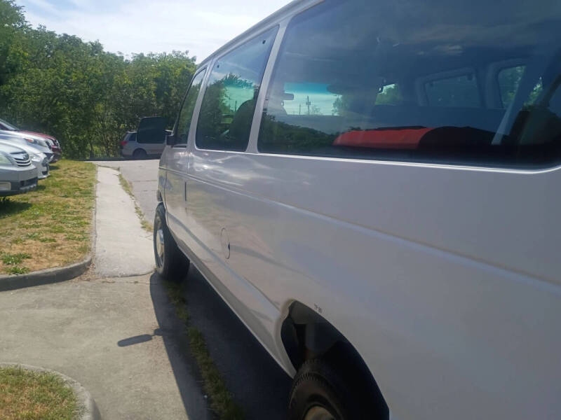 1999 Ford E-350