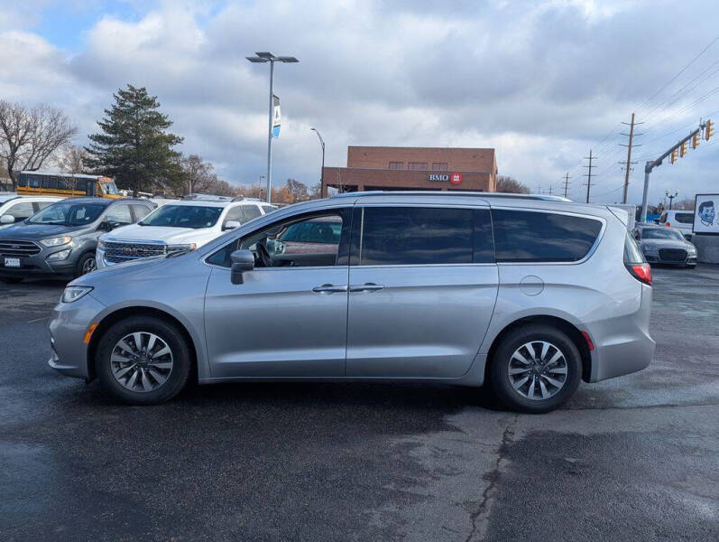2021 Chrysler Pacifica Touring L