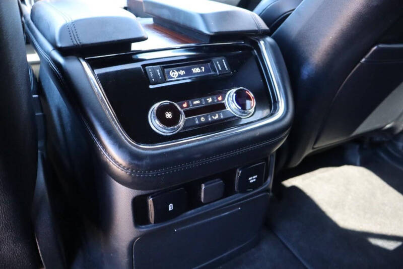 2021 Lincoln Navigator L Reserve